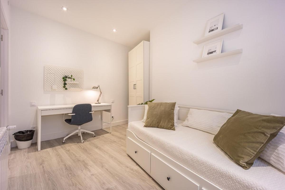 Апартаменты Encantador Apartamento En Atocha Мадрид Экстерьер фото